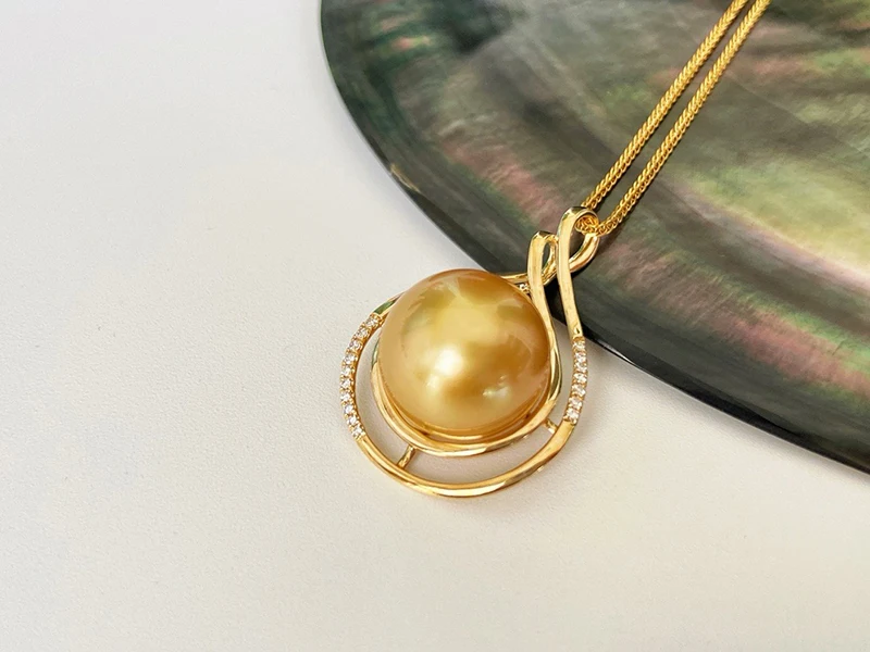 KUGG PEARL 18K Yellow Gold Pendant Shiny Diamond 12-13mm Natural South Sea Gold Pearl/Tahitian Black Pearl Pendant for Women