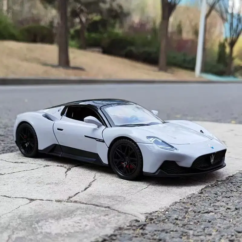 1:22 Maserati MC20 niño sonido y luz tirar hacia atrás juguete de metal simulación de niños modelo de coche de aleación modelo de coche de juguete regalo para niños.