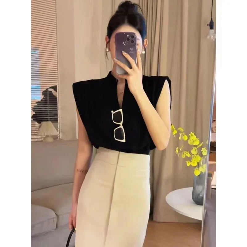 Deeptown, blusas para mujer con cuello en V, estilo coreano, camisas elegantes blancas sin mangas, Tops cortos negros, estilo de oficina, estética