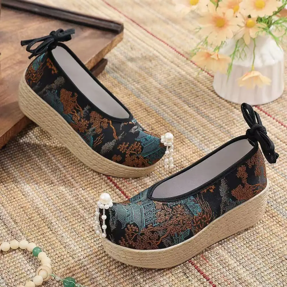 Women Thick sole Cocked Shoes Toe Hanfu Shoes Spring Summer New Shallow Ankle Strap Silk Print Ethnic Style Performance Shoes