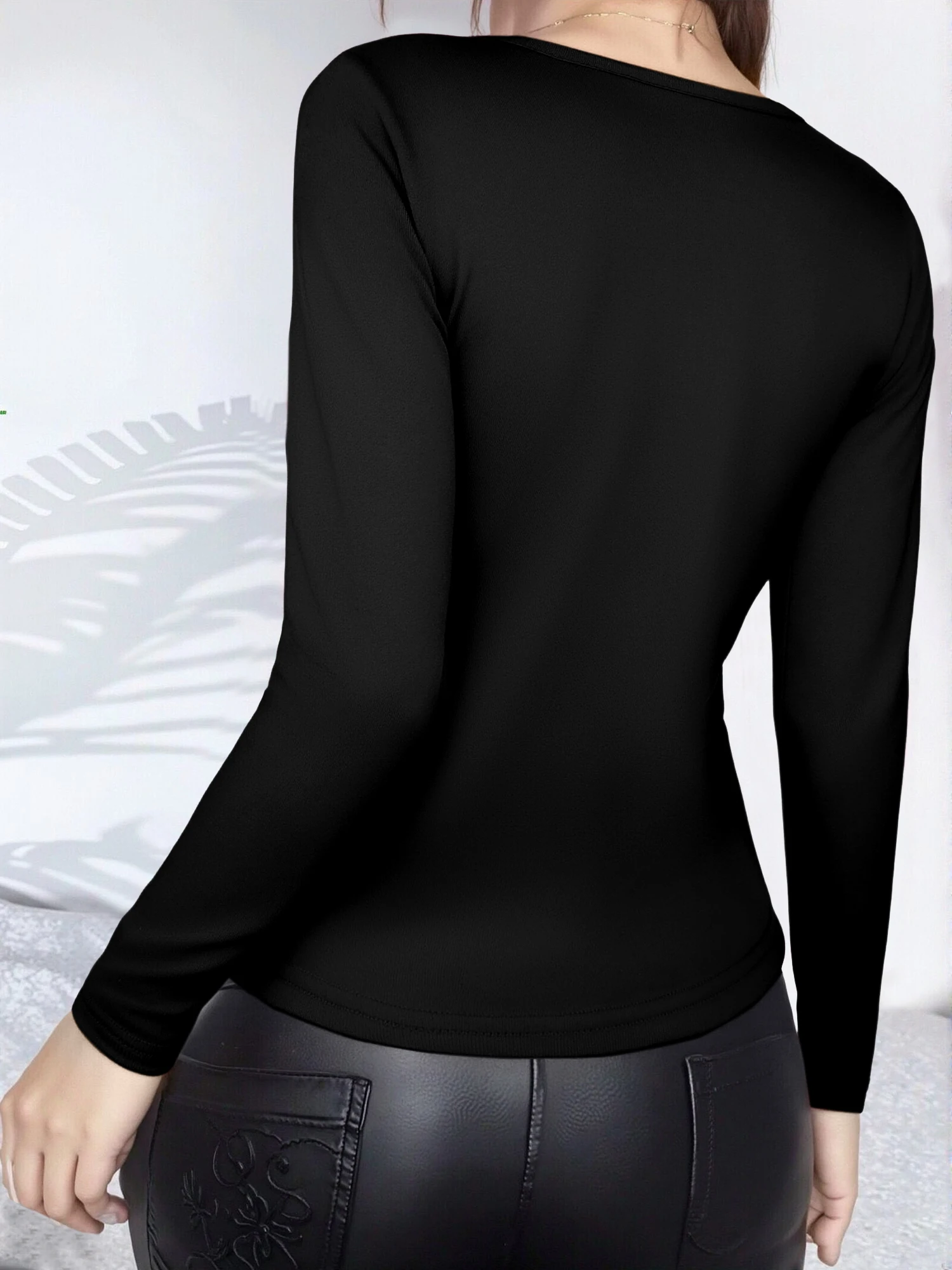 Timeless Slim‑Fit U‑Neck Base Blouse, High‑Elastic Long‑Sleeve Tee for Four‑Season Layered Wardrobe