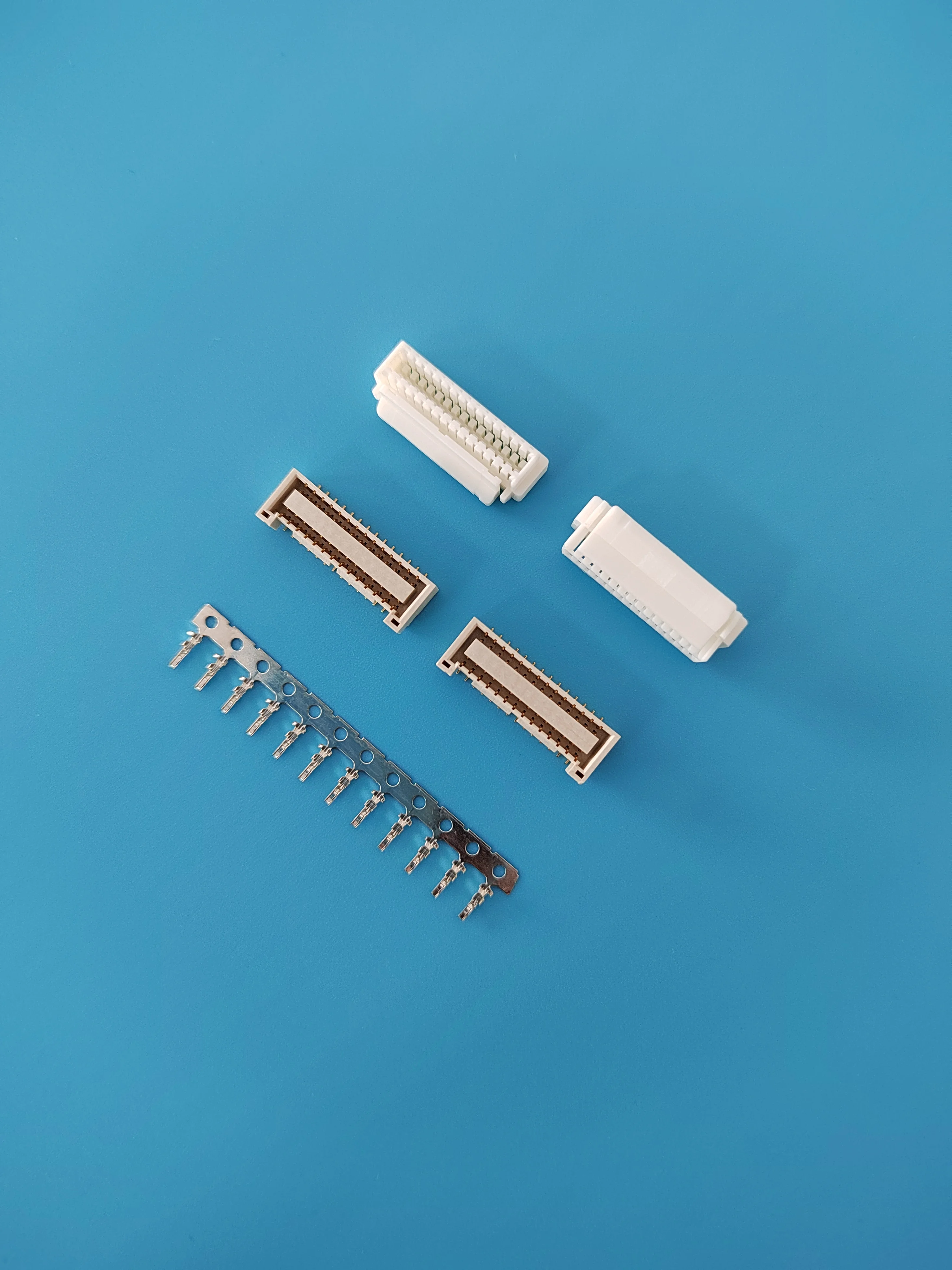 SMD Right-Angle Tin Alternatives SM Series 1.25mm Pitch Headers SM10B-GHDS-G SM12B-GHDS-G SM14B-GHDS-G SM16B-GHDS-G SM18B-GHDS-G