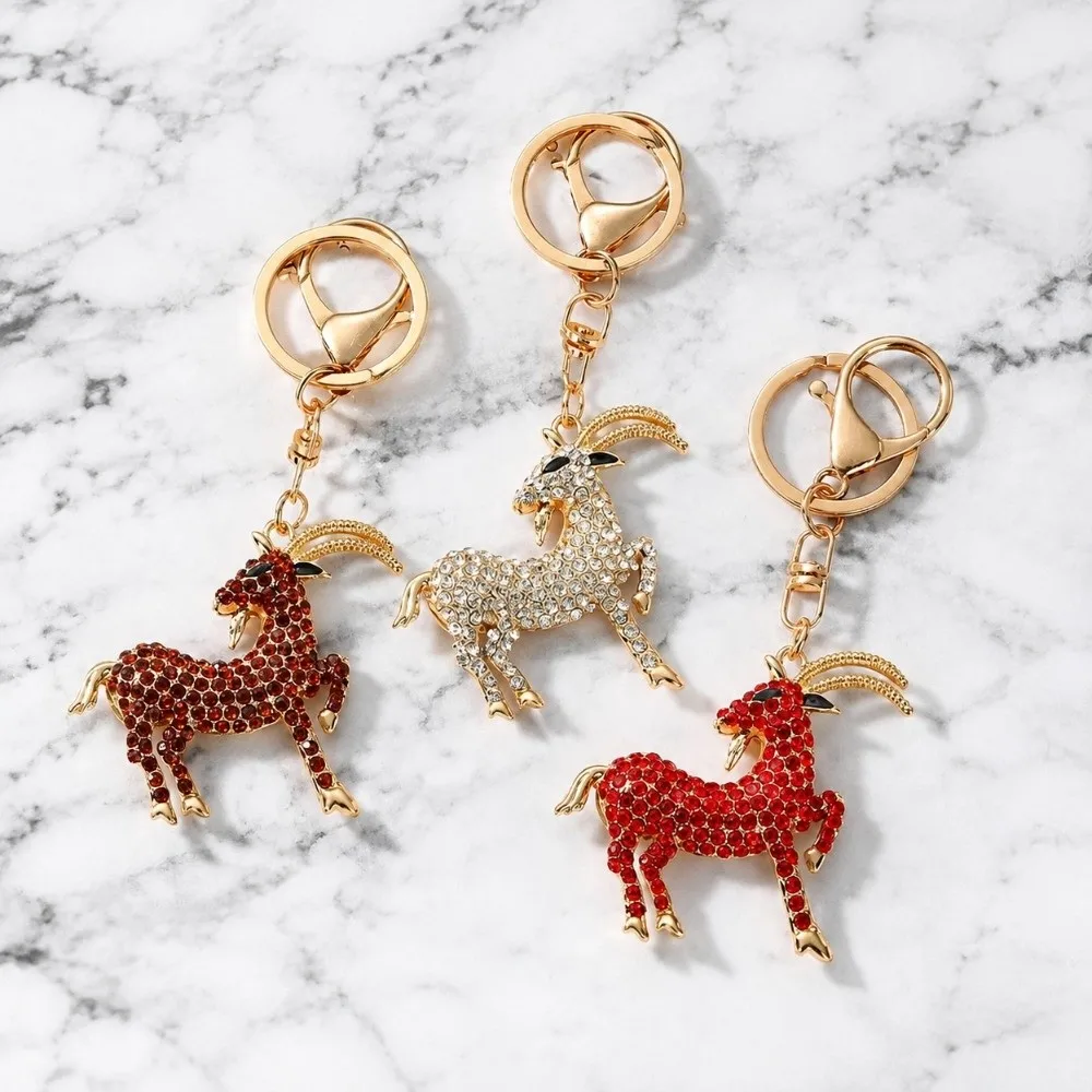 Portable Goat Metal Keychain Rhinestone Inlaid 11cm Rhinestone Keychain Realistic Appearance Shiny Bag Decor Keychain