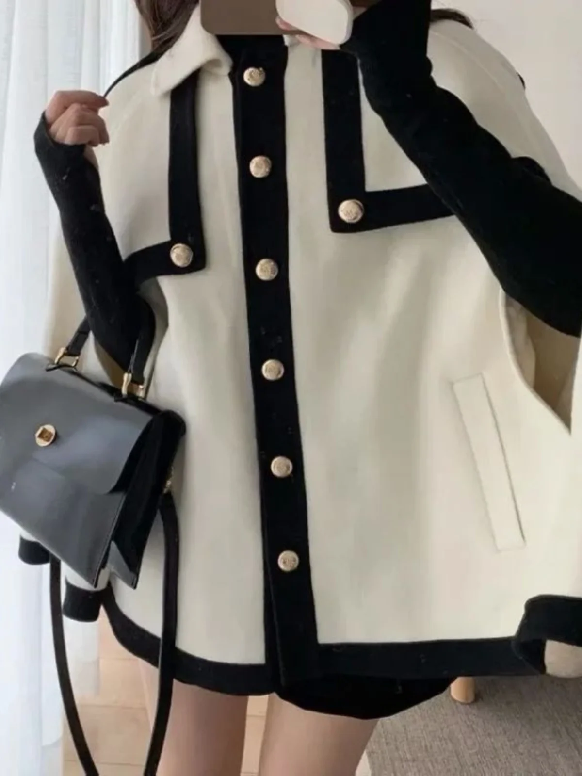 

High-End Loose Cape Jaet Women's Oversized Cloak Outerwear Street Sle Long Sve Button Closure Color Blo Design