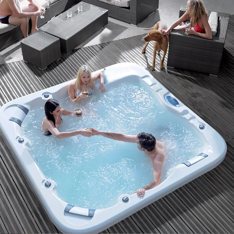 Household outdoor hot spring bubble pool villa intelligent constant temperature heating spa pool
