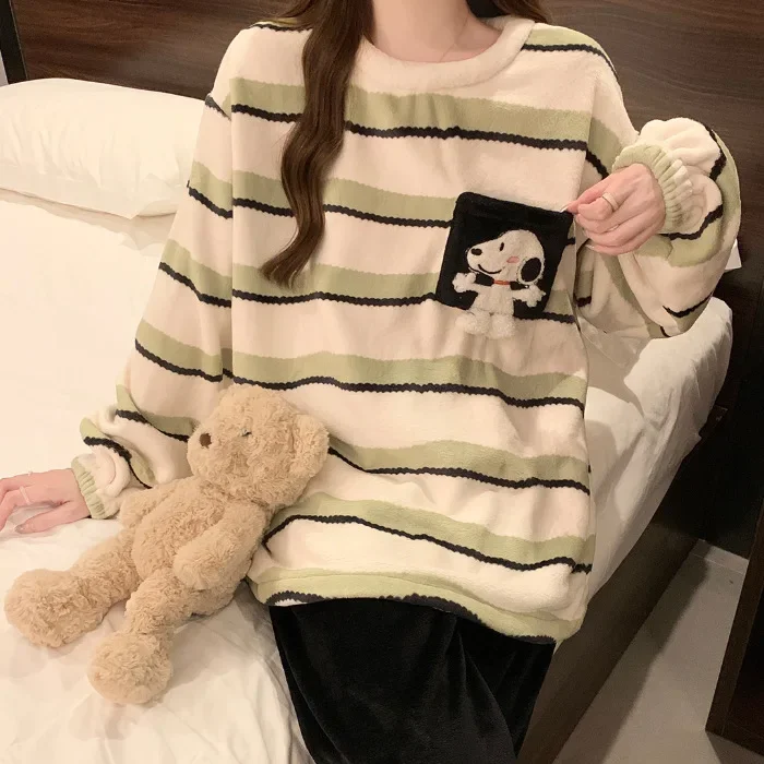 Snoopy Pyjama Dames Herfst En Winter Nieuwe Verdikte Flanel Lange Mouw Leuke Y2K Cartoon Warme Thuis Kleding Set Nachtkleding