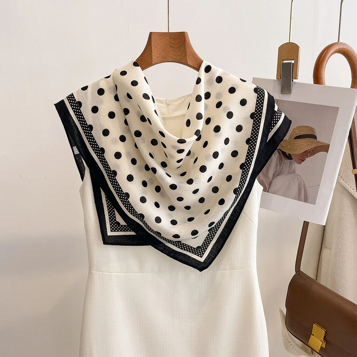 

2026 New Elegant Women 68cm Cotton Feeling Square Hair Scarf Dot Print Beach Stoles Hijab Shawl Wraps Bandana Echarpe