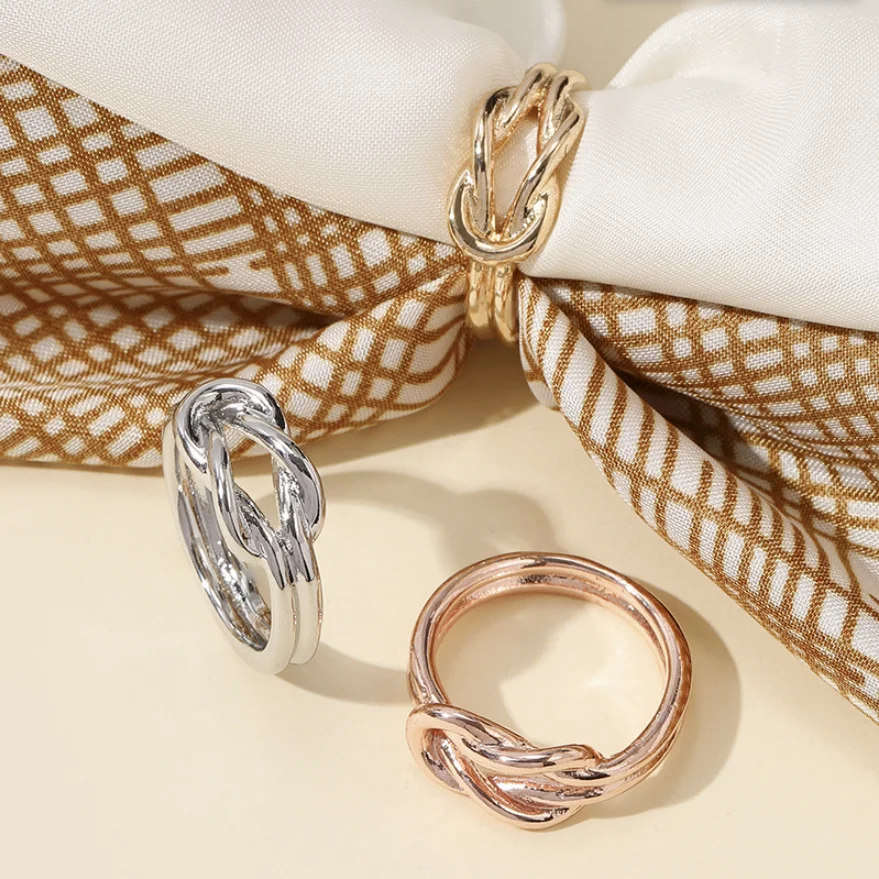 Metal Scarf Clip Brooch Pins Alloy Scarf Buckle Ring For Women Solid Color Decorated Accessories Hijab Scarf Pins Clip