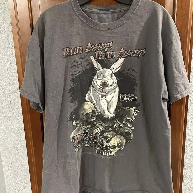 Camiseta Grey Rabbit Holy Grail Run Away Monty Python