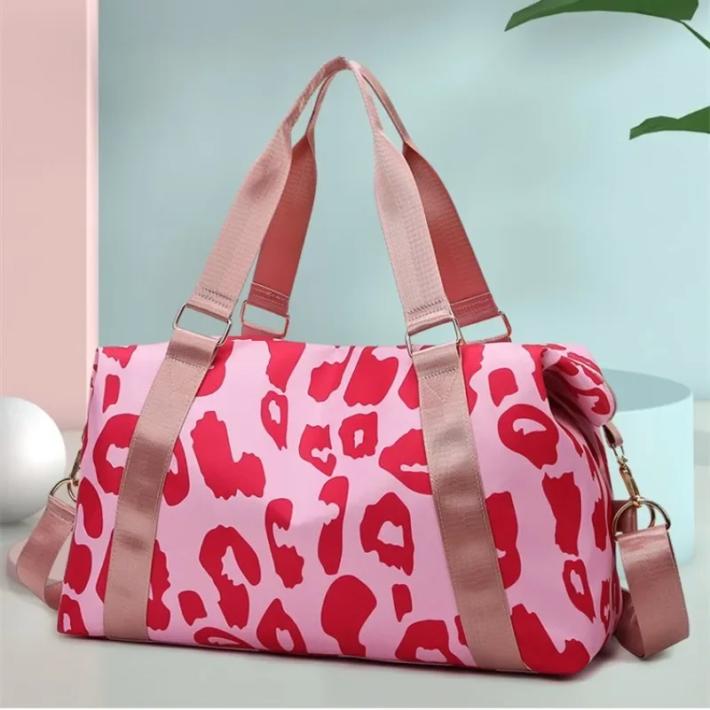 

Спортивная сумка через плечо большой емкости с коровьим узором, дорожный рюкзак с разделением для сухой и влажной воды, повседневная легкая сумка для хранения для фитнеса