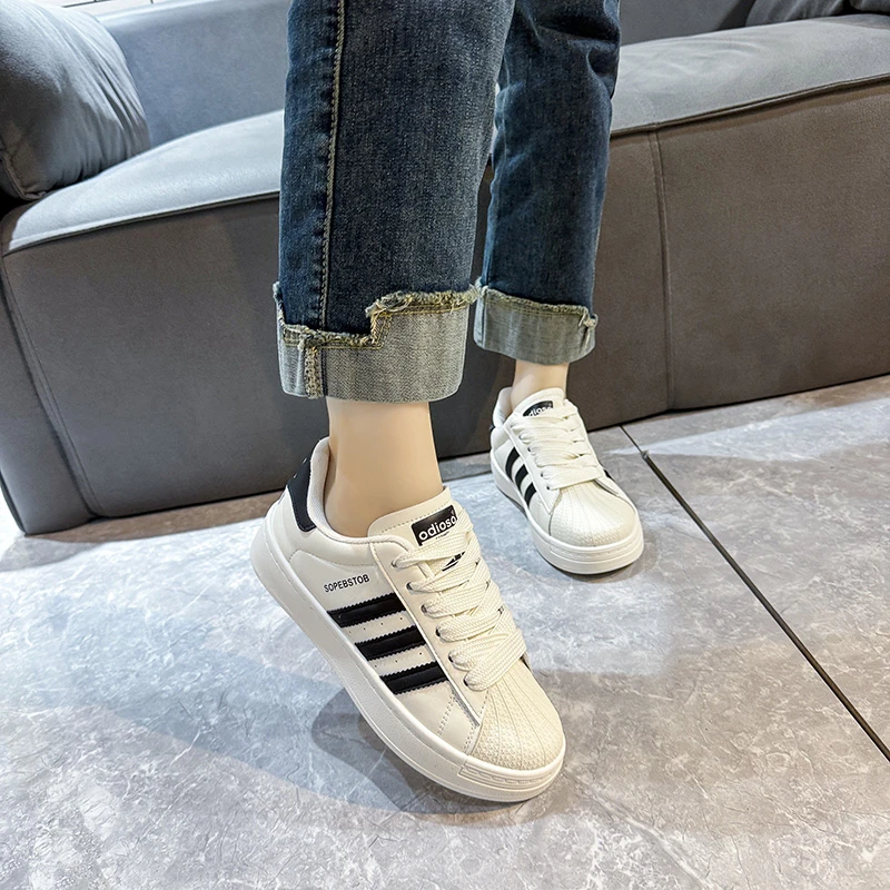 2024 New Superstar Original Men Woman Causal Skateboard Shoes Classic Black White Anti-slip Wear-resistant Board Shoes