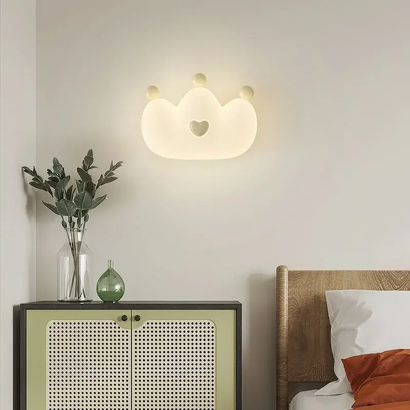 Landscape wall bedside lamp Bedroom staircase light Back boy girl crown bedroom children's room wall lamp