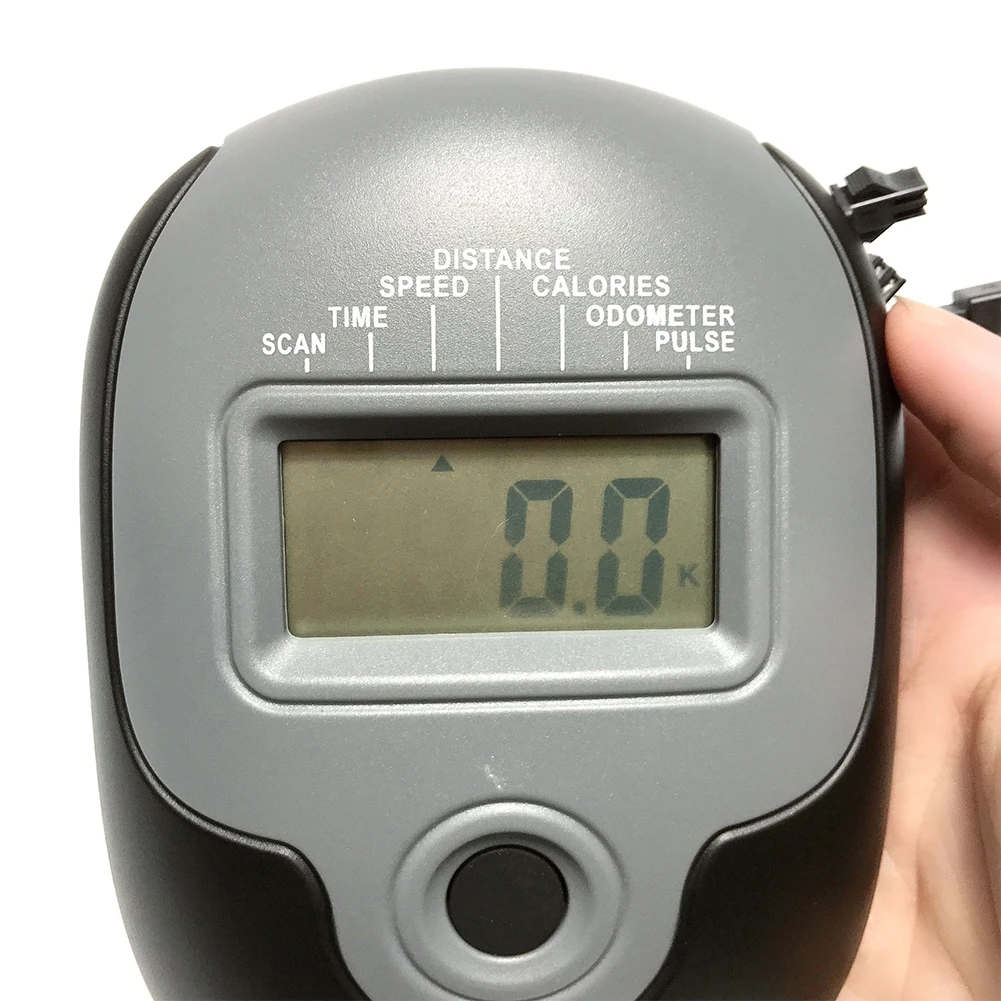 تتبع تقدم اللياقة البدنية بسهولة على دراتك الثابتة مع عداد السرعة المبتكر الذي يتميز بواجهة عرض LED شفافة #4