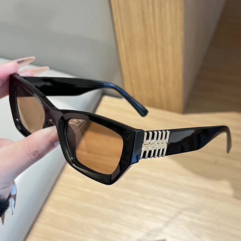 1/4pcs Fashion Small Cat Eye Sunglasses Women Polygonal Vacation Outdoor Sun Block Sun Glasses Retro Shades Rivet Eyewear UV400