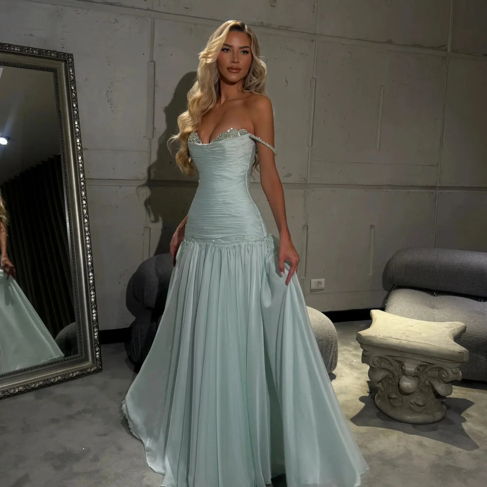 

Sweetheart Women Evening Gowns Customized Ruffles Sleeveless Robes de Soriee Floor Length Chiffon Backless Prom Party Robe