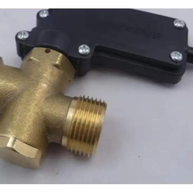 DT15 Automatic Water Pressure Sensing Switch for 55/58 Model Car Washing Machine, Pressure Switch Washer Gun for Car Wash