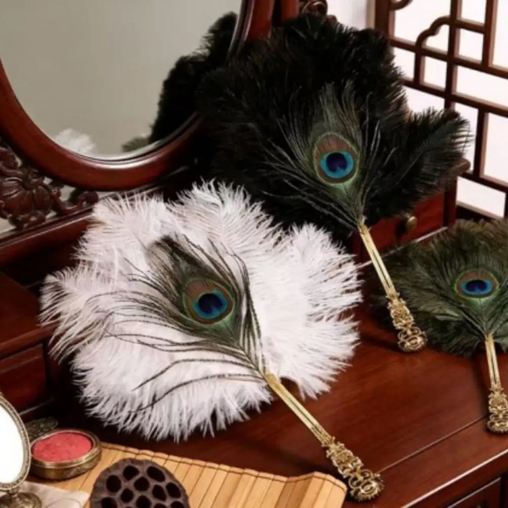 Ancient Style Elegant Peacocks Feathered Fan with Chinese Style Small Dance Performances Fan Wedding Photography Fan