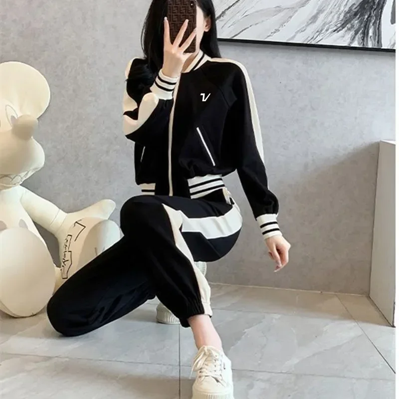 

Golf wear 2025 spring new Korean women's golf set two-piece fashion casual coat + sports golf pants women's golf clothing