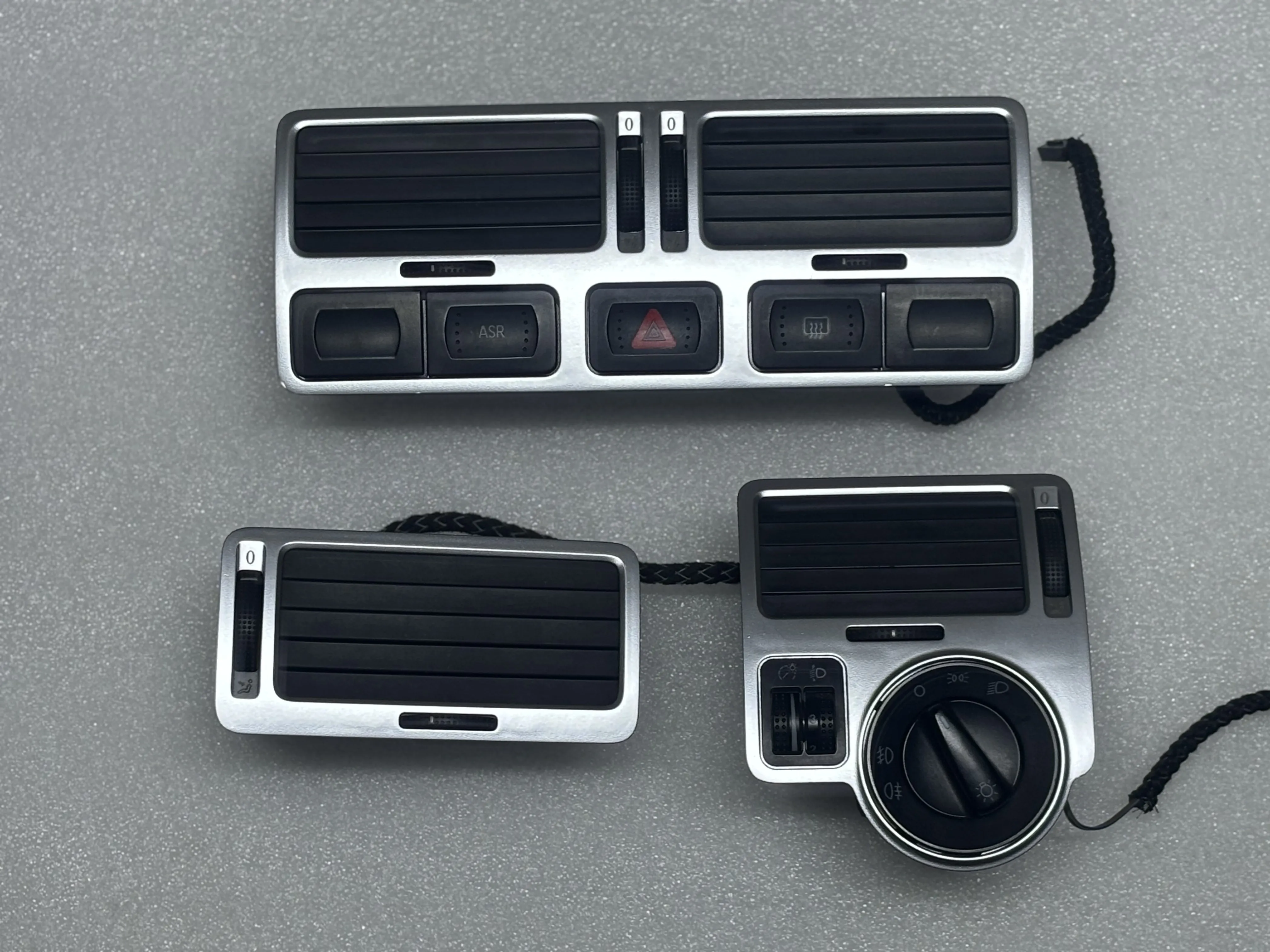 silvery instrument air outlet central air-conditioning air outlet with Heating switch  for Volkswagen Golf 4 Bora MK4 Jetta - view 4
