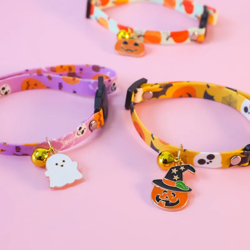 Foreign Trade Specials Cross border Amazon Pet Collars Kittens Dogs Bells Safety Buckles Necklace Accessories Halloween