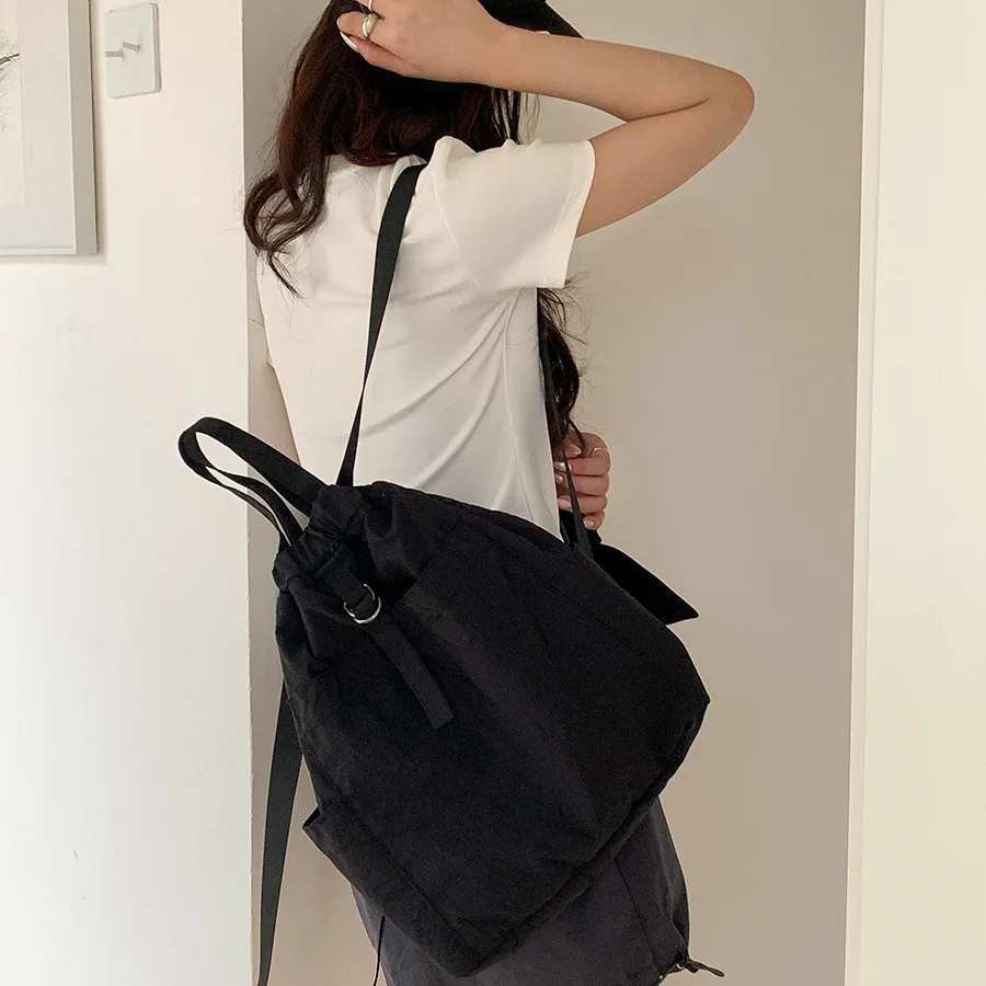 Korean Fashion Women Backpack Shoulder Bag Large Capacity Nylon Commuter Travel Backpacks for Women Causal Girl School Bag