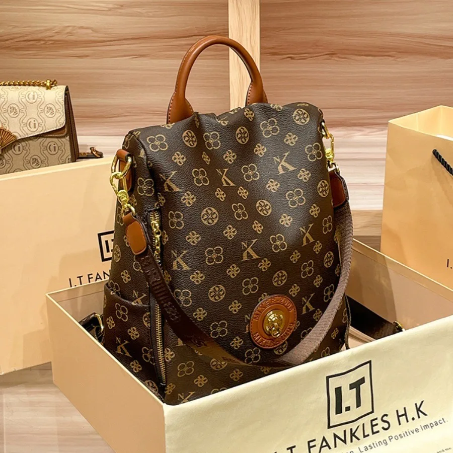 

Fashionable Leather Crossbody Bag Women Shoulder Strap Messenger By Luxury Brand for Stylish Ladies Chic