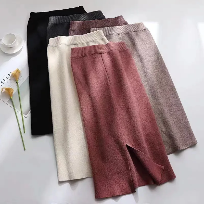 2026 Autumn and Winter New Style Hip-hugging One-step Skirt Mid-length Woolen Plain Weave Glossy Slit Knitted Skirt