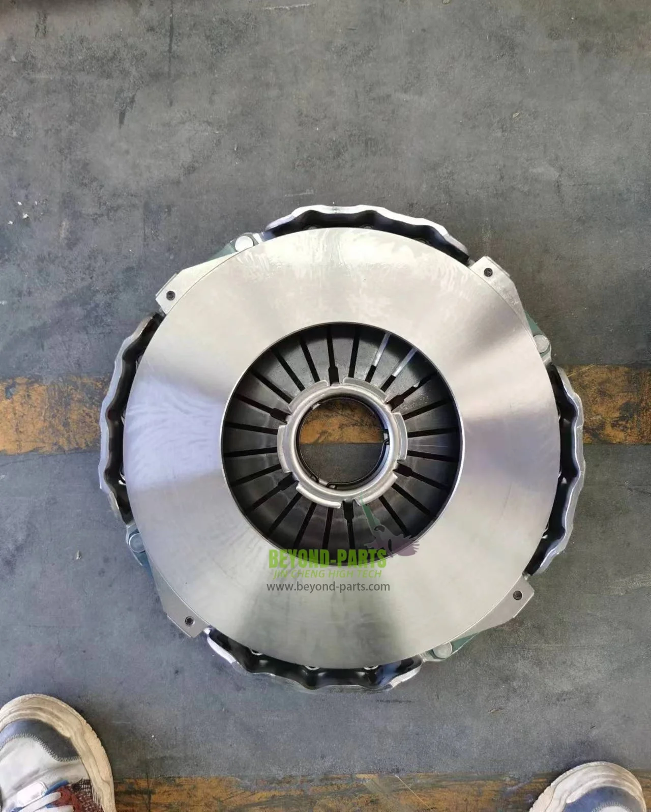 

Performance Truck Spare Parts Clutch Cover Pressure Plate OEM WG9921160200
