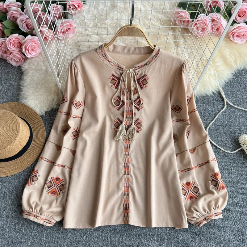

Bohemia Retro Lace Up Round Neck Embroidered Shirts Long Sleeve Spring Autumn Blouse Shirt Loose Casual Beach Holiday Women Tops