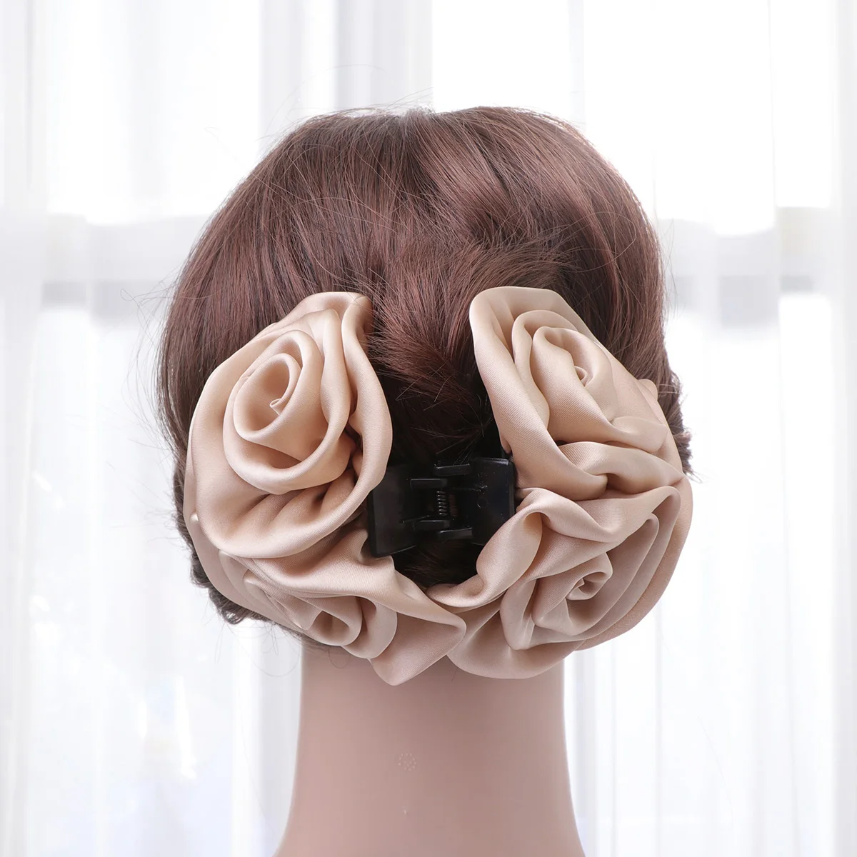 

4pcs Rose Flower Claw Clips Strong Hold Accessories For Women Girls Uv Resistant Elegant Hair Barrettes Styling Tools Smooth