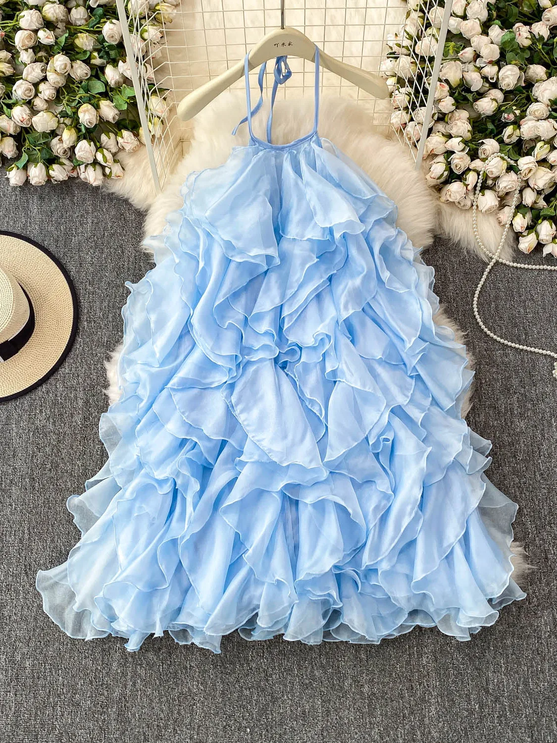 Vestido de Verão Sexy Sem Costas com Alças no Pescoço, Saia de Tule de Cintura Alta Estilo Coreano, Saia em Camadas Cor Pura ...