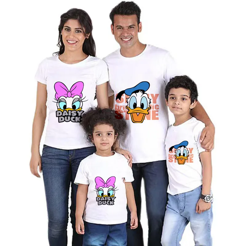 

2025 Disney Donald Duck Couple Boys and Girls Printed T-shirt Sportful Style Family Out T-shirt Top Matching Family Outfits