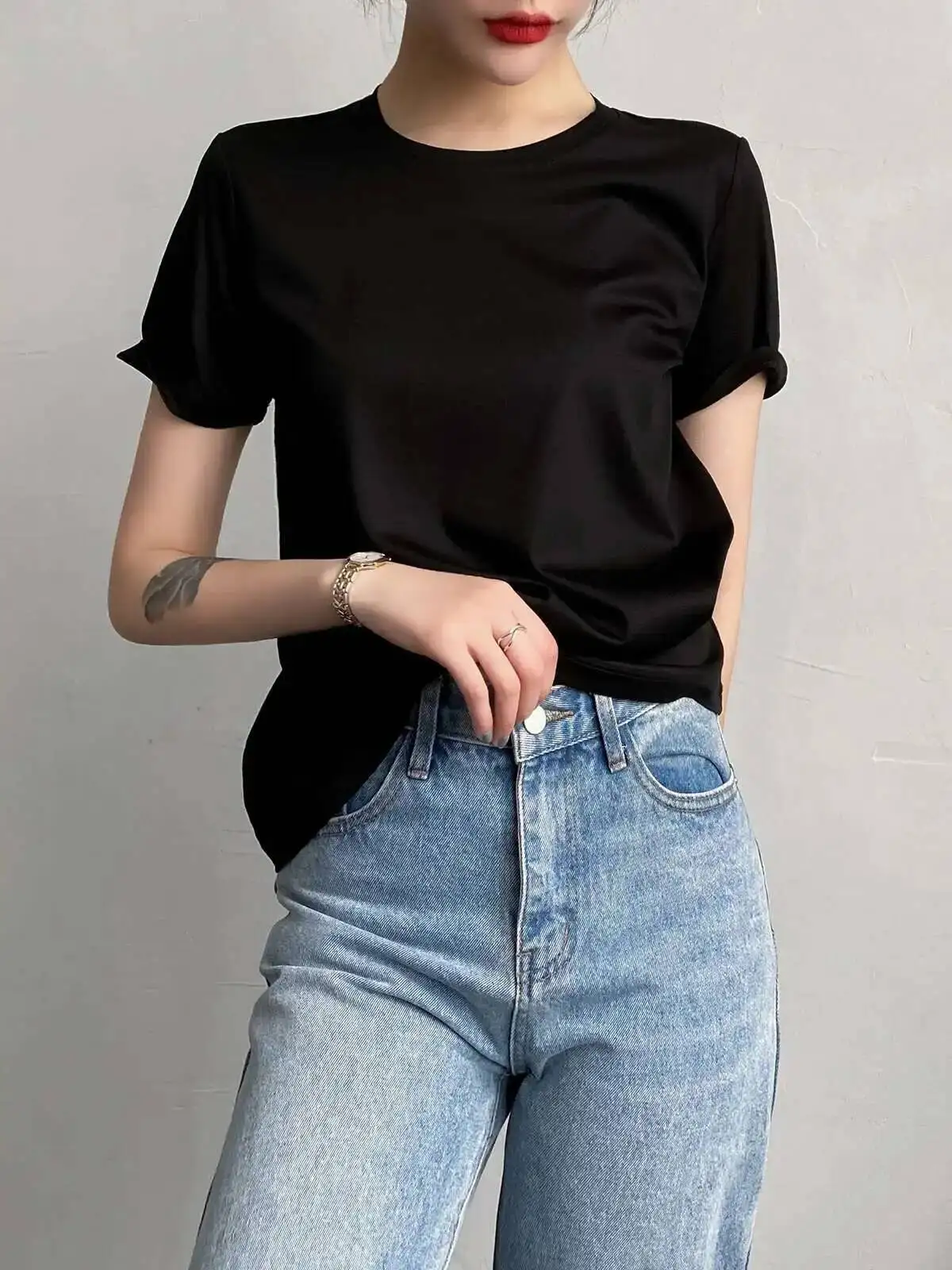 2022 Zachte Moerbei Zijde Katoenen T-Shirts Dames Losse Ronde Hals Korte Mouw T-Shirts Effen Kleur Zomer Tops Hoge Kwaliteit