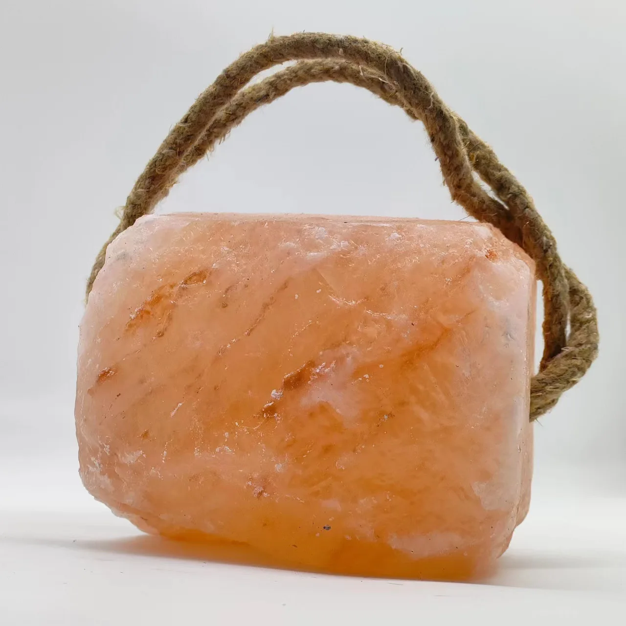 

Salt Block Pendant Farmhouse Natural Mineral Salt Brick for Sheep Cattle Animal Licking Supply 1-2kg Farm Supply