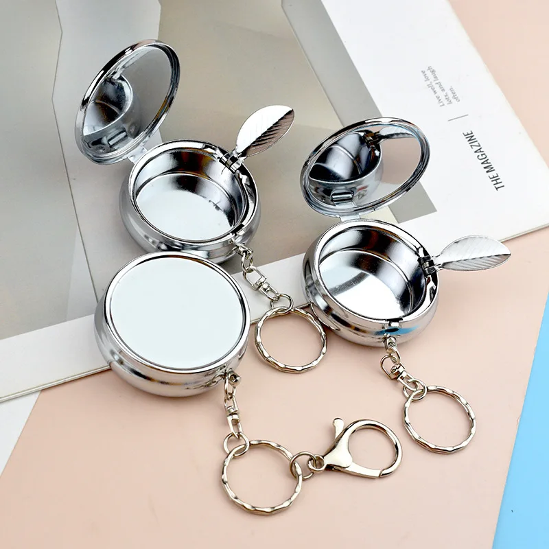 Mini Metal Ashtray, Portable Circular Car Carrying Ashtray with Keychain, Outdoor Travel Souvenirs, Gifts