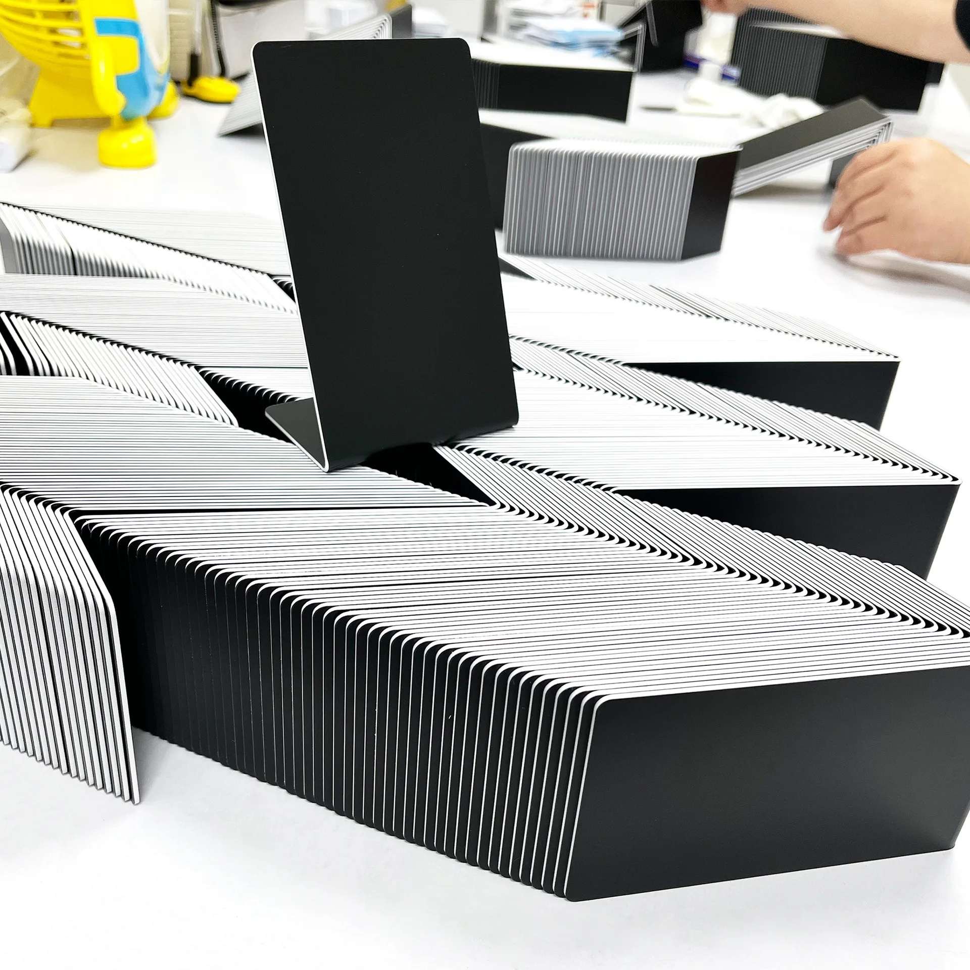 اضغط على حامل NFC، وبطاقة مراجعة Google NFC، وبطاقة بيند المطاعم، وبطاقة مراجعة NFC الإيجابية، وبطاقة مراجعة سطح المكتب #3