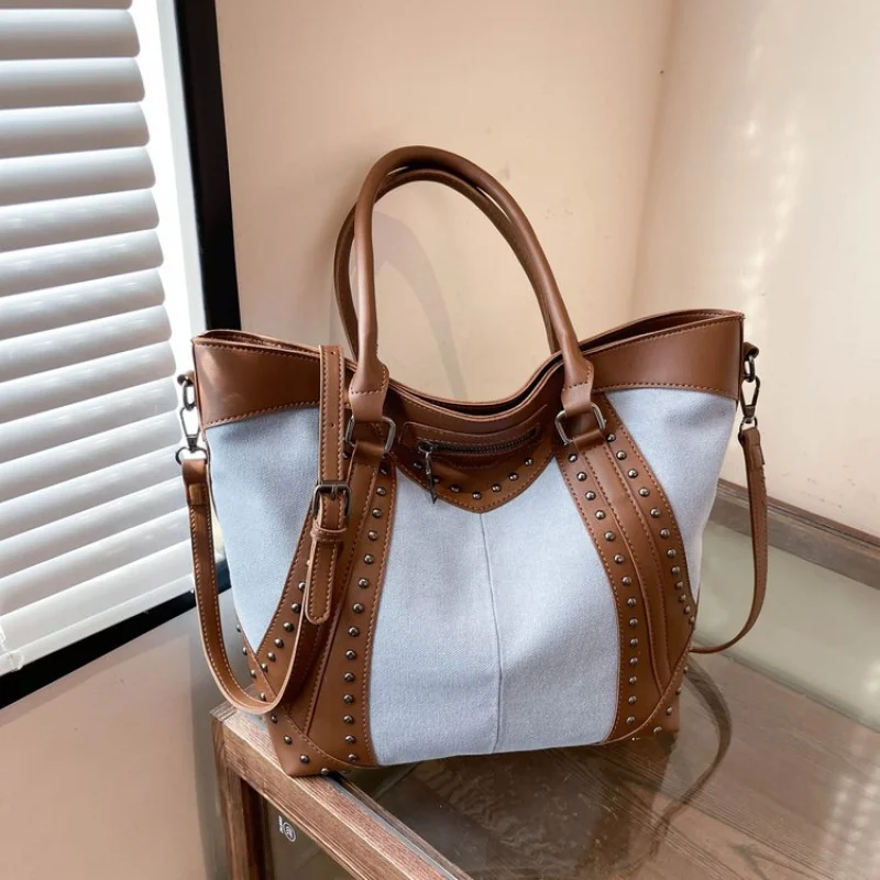 

Модная женская большая сумка из тонкой кожи с известным дизайнером, в стиле повседневного винтажного образа ​