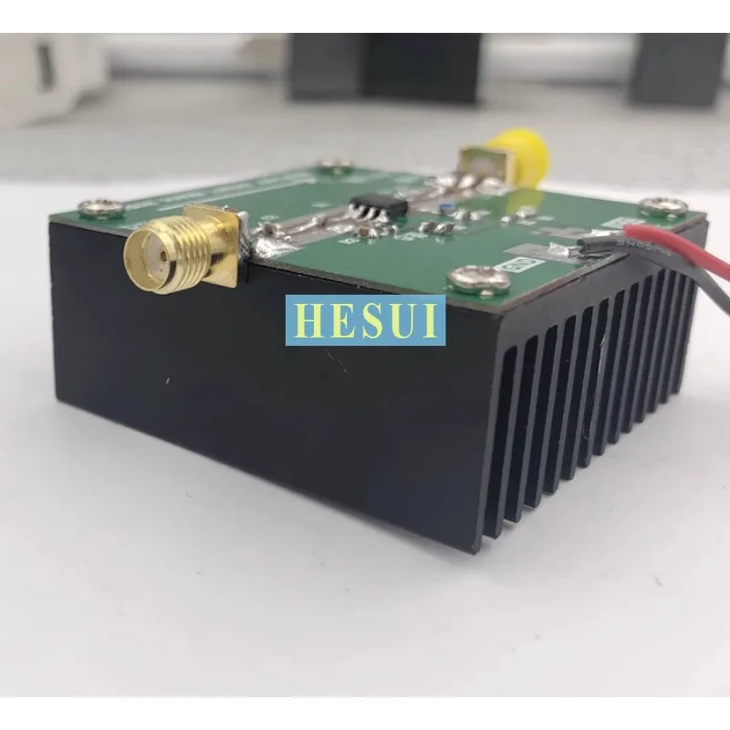 RF2126 Module 2.4G 1W  2.4GHz amplifier RF power amplifier Module WIFI Bluetooth UAV Image transmission power amplifier module