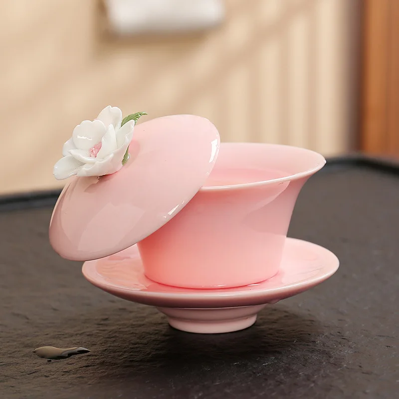

Pink Ceramic Gaiwan Set Beginner Friendly Non-Slip Heat Resistant Tea Set Gongfu Teaware for Women Girls Home Tea Drinking