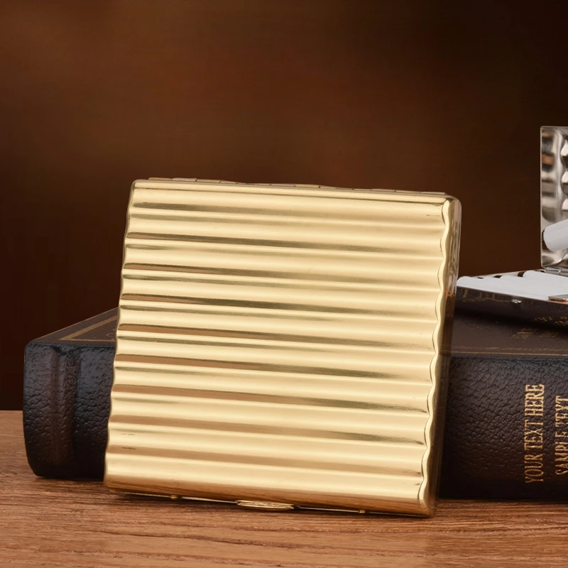 Cigarette Boxes of 10 , 12 , 16 , 20 Cigarettes, Personalized and Creative Ultra-thin Portable Brass Cigarette Box