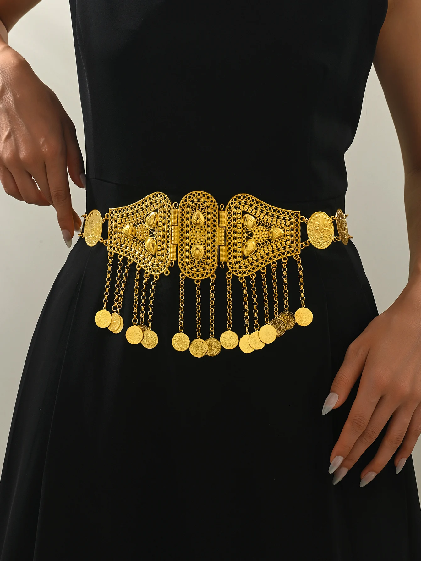 حزام من خليط معدني مجوف مع شرابات متدفقة وزخارف للعملات المعدنية - حزام زفاف متعدد الاستخدامات #4