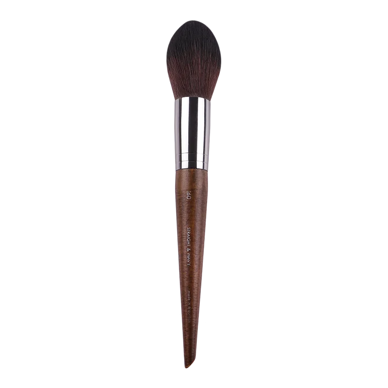 Pennello per trucco serie MUF Pennello per fard MUF160 Fibra morbida e soffice Capelli Manico in legno massello marrone Pennello per fard liscio e delicato a fiamma