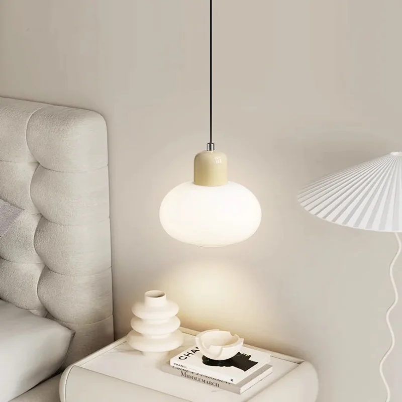 

Cream Style LED Chandelier Scandinavian Restaurant Coffee Shop Bar Bedside Chandelier Designer Milk Tea Store Bookstore Lamps