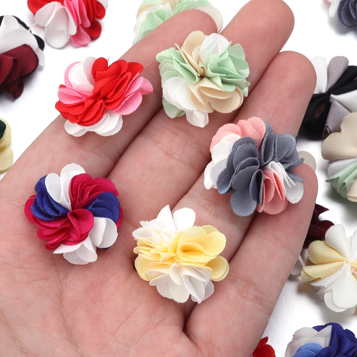 

10Pcs Handmade Cloth Fabric Flower 2.5cm 3-Color Splicing Flowers for DIY Headwear Scrapbook Wedding Decoration Accessories
