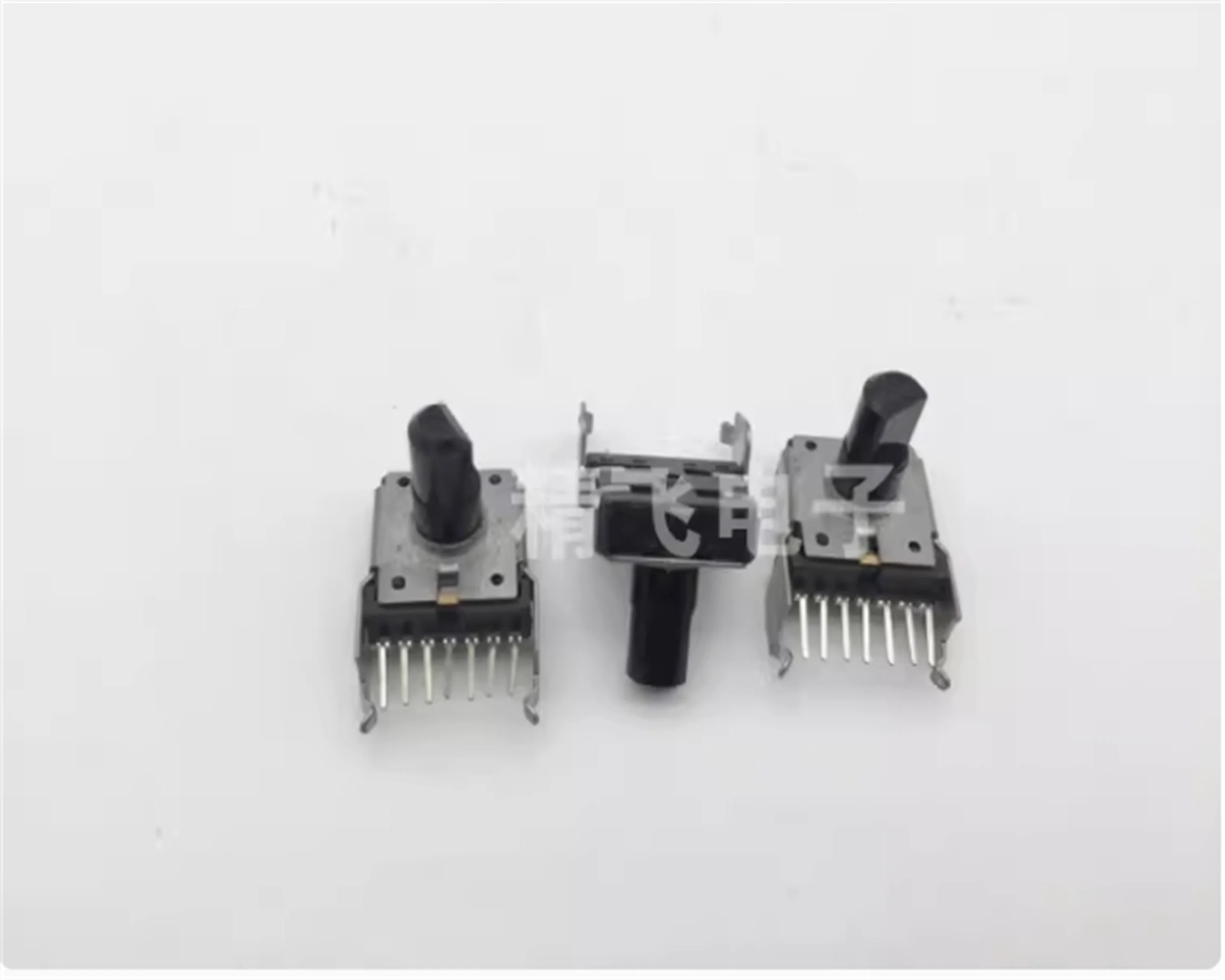 1 piece of Japanese RK14 dual potentiometer A50K * 2 axis length 13MM