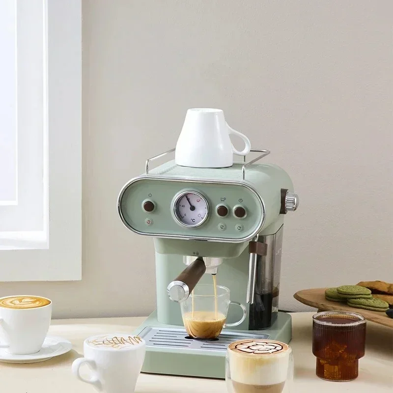 ماكينة صنع القهوة الكهربائية الإيطالية الرجعية ماكينة الاسبريسو نوع المضخة شبه الأوتوماتيكية مع رغوة الحليب البخارية 1050 واط للكابتشينو