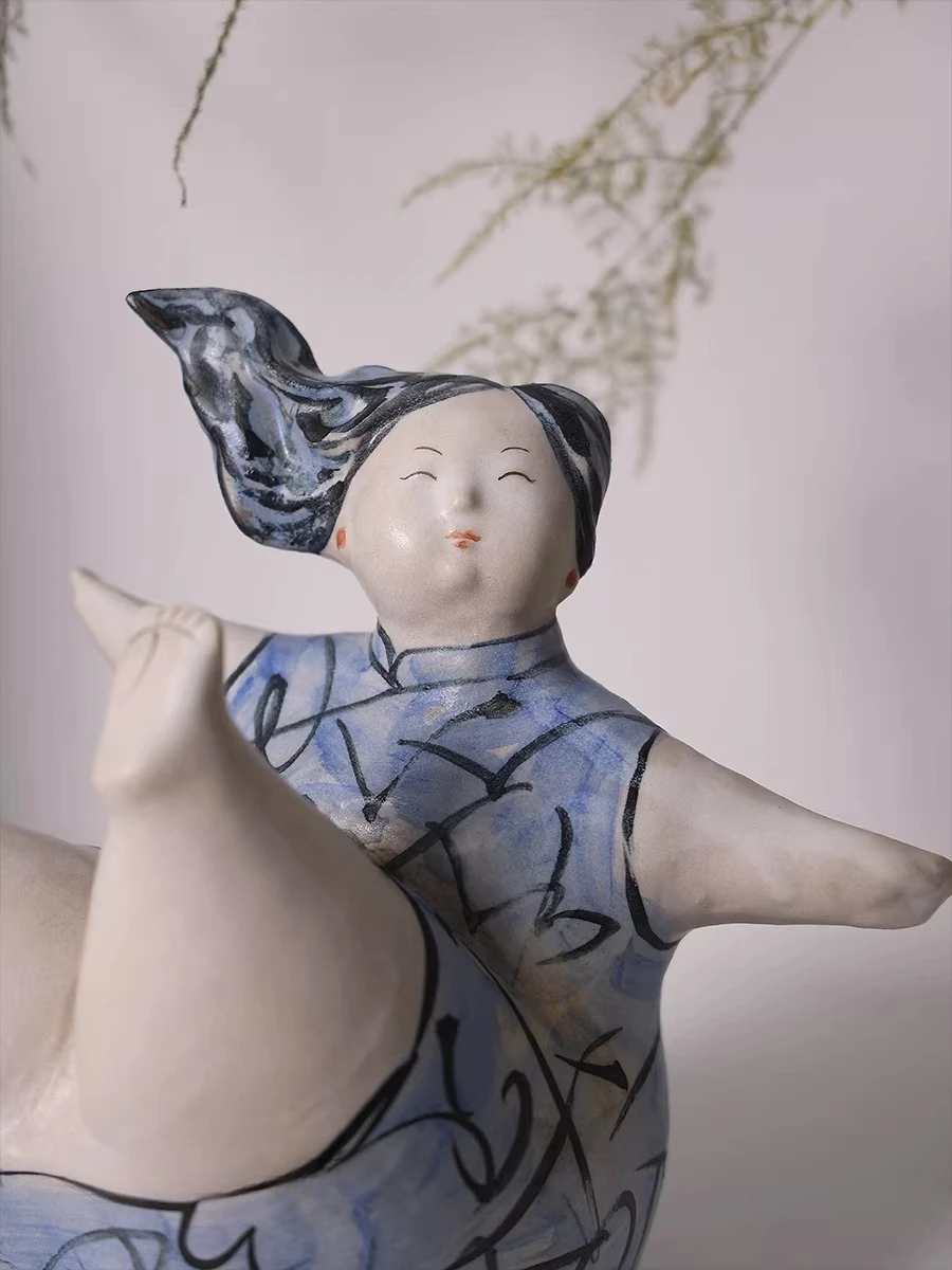 Jingdezhen Porcelain Girl Figurine Vintage Tabletop Decor Creative Ceramic Art for Living Room Home Office Shelf Display view 5