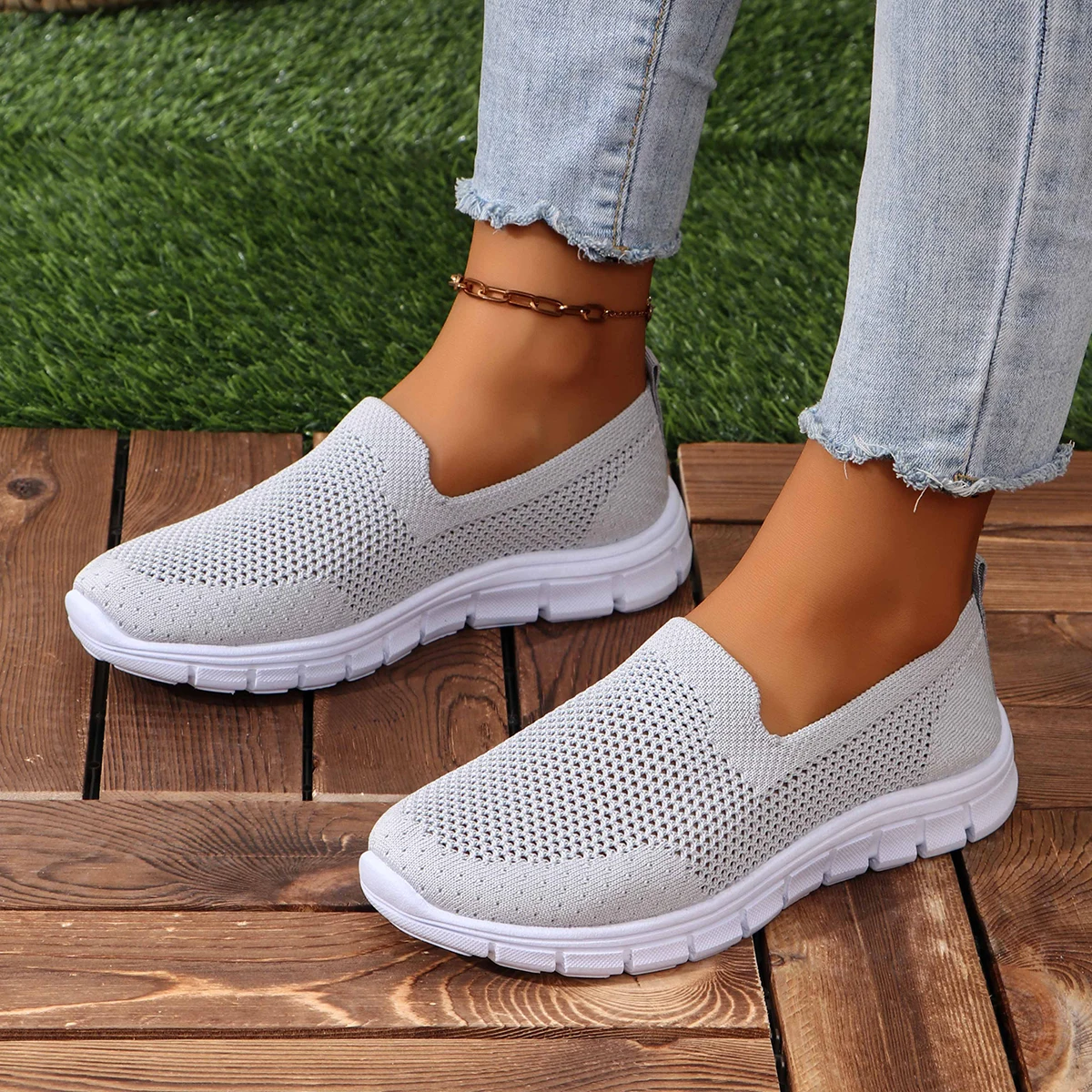 Women Sneakers 2024 New Spring Summer Casual Single Shoes Old Beijing Cloth Shoes Soft Sole Flat Designer Shoes Zapatos De Mujer