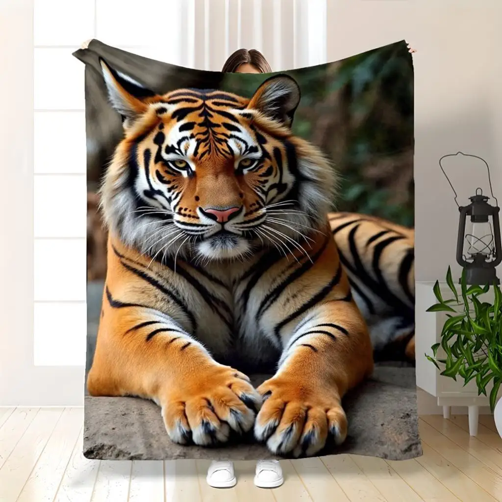 Realistic Tiger Face Throw Blanket Cozy Plush Pet Lover Gift Jungle Animal Print Throw for Couch Decor