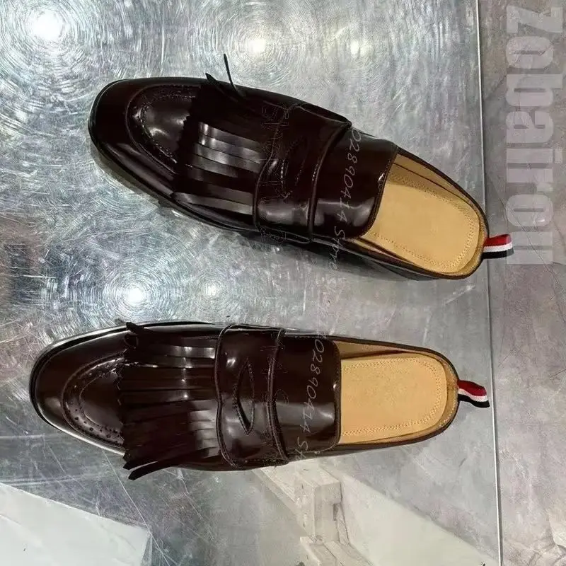 

Brown Tassels Decor Carving Design Men Slippers Fashion Slip On Men Shoes Luxury Handmade Party Banquet Office Men Casual Shoes